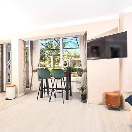 Suite By The Beach For 2 Cavtat Exterior photo