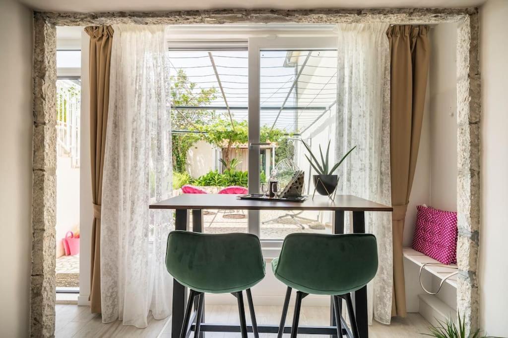 Suite By The Beach For 2 Cavtat Exterior photo